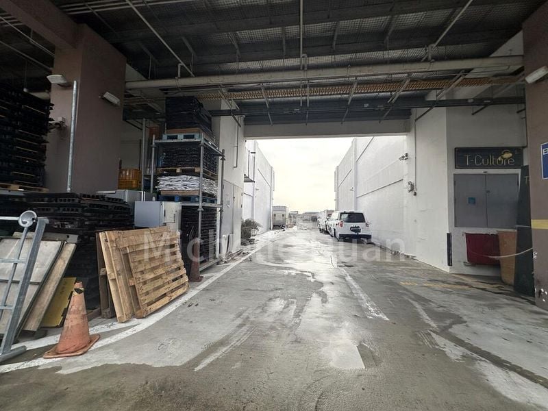 Light Industrial (B1) for Sale: Frontier - Image 1