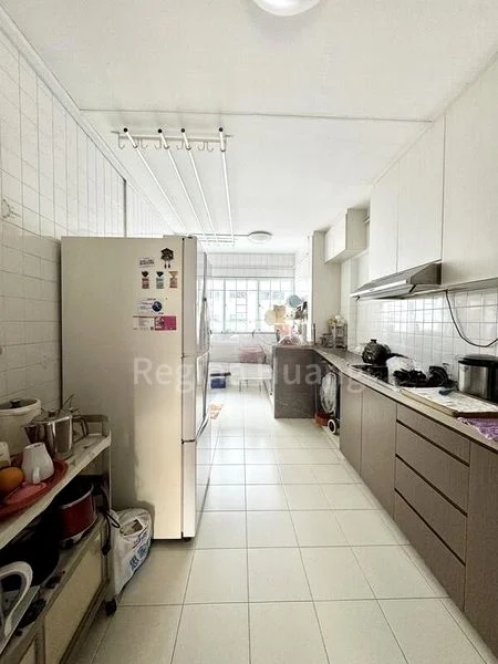 Room (HDB) for Rent in  881 Tampines Street 84 - Image 1