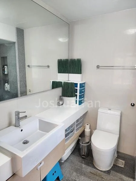 3 Bed Condo for Rent in  8 @ Mount Sophia - Image 4