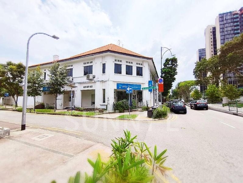 Food & Beverage for Rent: Prime Restaurant, Tanjong Katong Road; High-Visibility Shop. - Image 1