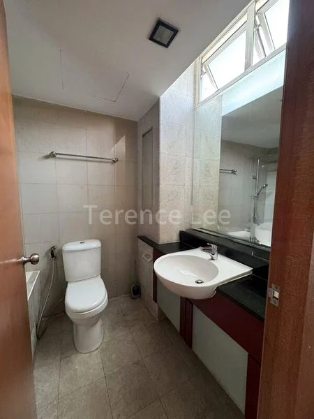 3 Bed Condo for Rent in  Lilydale - Image 13