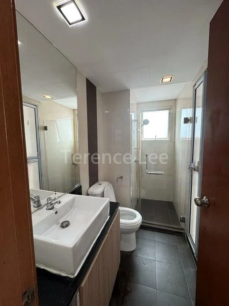 3 Bed Condo for Rent in  Lilydale - Image 12