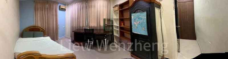 Master Room (Landed) for Rent in  Hong Leong Garden - Image 1