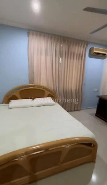 Master Room (Landed) for Rent in  Hong Leong Garden - Image 5