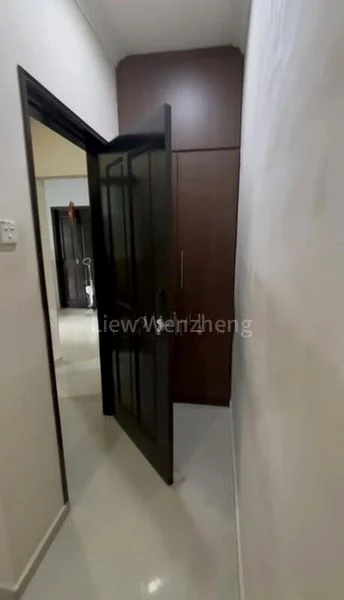 Master Room (Landed) for Rent in  Hong Leong Garden - Image 2