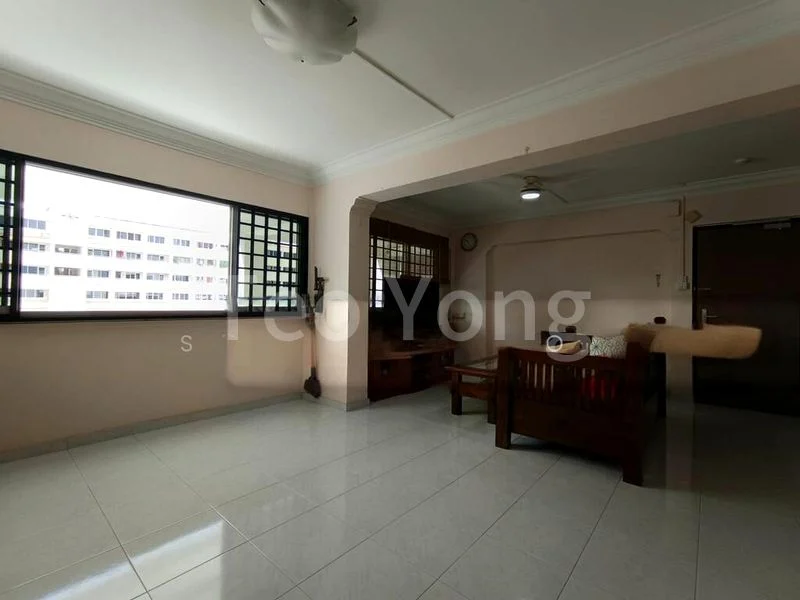 4 Room (4A) HDB for Sale in  413 Choa Chu Kang Avenue 3 - Image 1