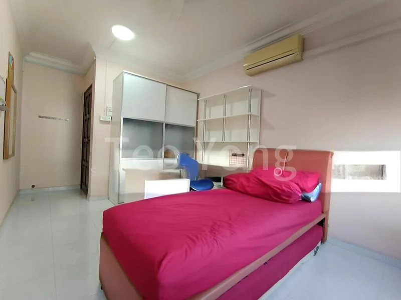 4 Room (4A) HDB for Sale in  413 Choa Chu Kang Avenue 3 - Image 4