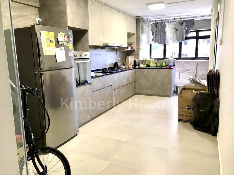 4 Room (4I) HDB for Rent in  302 Clementi Avenue 4 - Image 3
