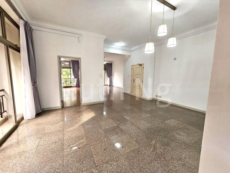 3 Bed Condo for Rent in  Banyan Condominium - Image 2