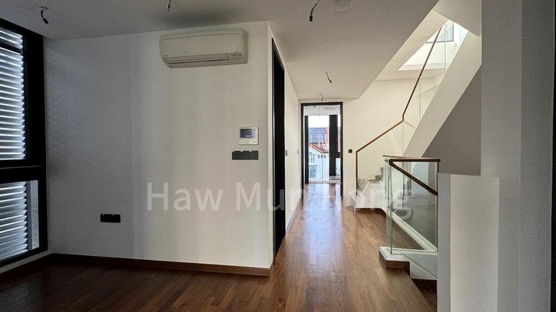 5 Bed Semi-Detached House (Landed) for Sale in  Changi Heights - Image 8
