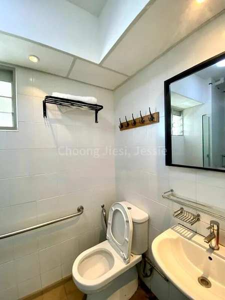 4 Room (4NG) HDB for Rent in  127D Kim Tian Road - Image 8