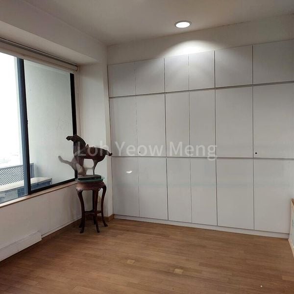 1 Bed Apartment (Condo) for Sale in International Plaza - Image 6