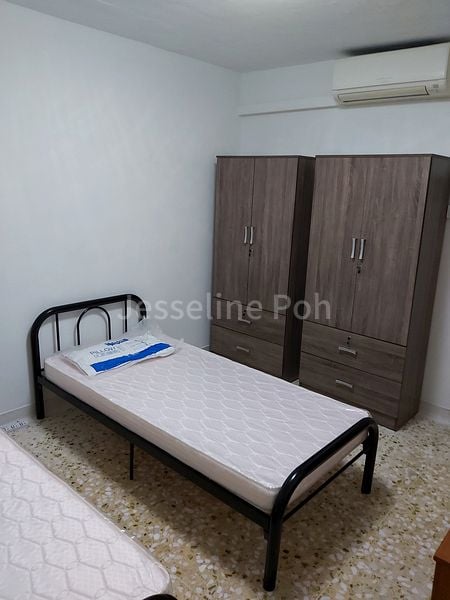 Common Room (HDB) for Rent in  115 Hougang Avenue 1 - Image 3