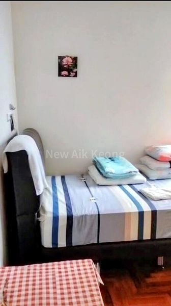 Common Room (Condo) for Rent in  Astoria Park - Image 6