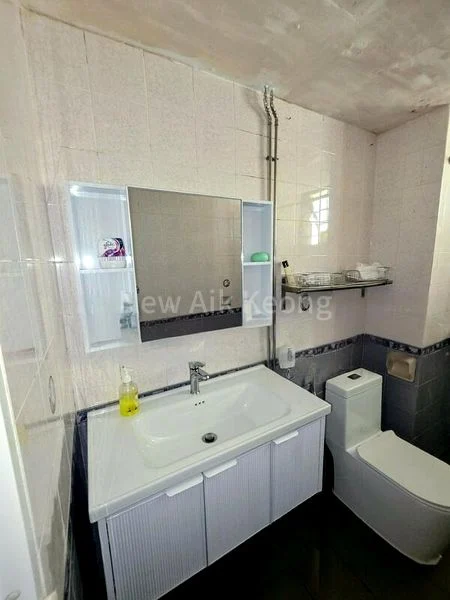 Common Room (Condo) for Rent in  Astoria Park - Image 10