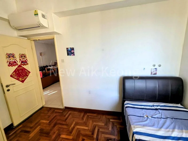 Common Room (Condo) for Rent in  Astoria Park - Image 7