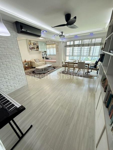 4 Room (4A) HDB for Sale in  526C Pasir Ris Street 51 - Image 1