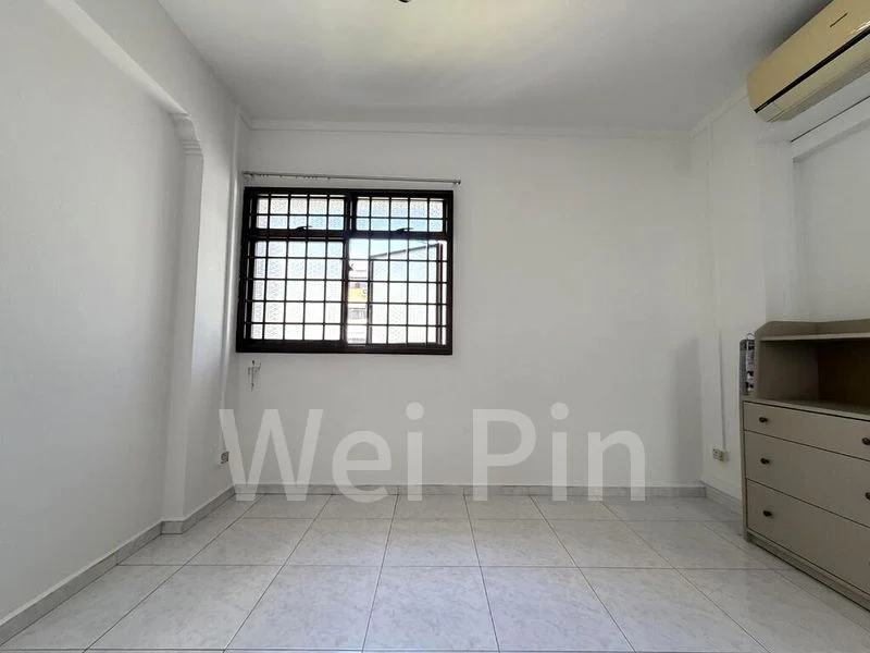 Common Room (HDB) for Rent in  897A Woodlands Drive 50 - Image 3