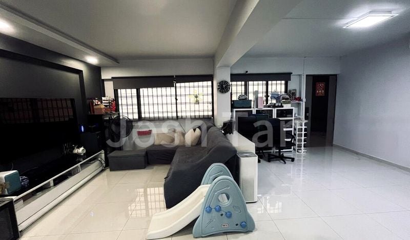 4 Room (4A) HDB for Sale in  25 Chai Chee Road - Image 5