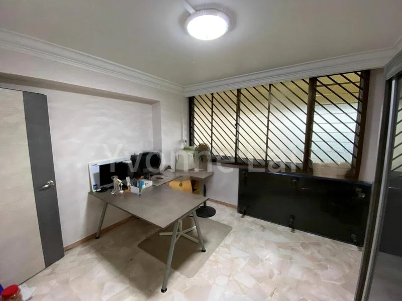 Room (HDB) for Rent in  403 Serangoon Avenue 1 - Image 2