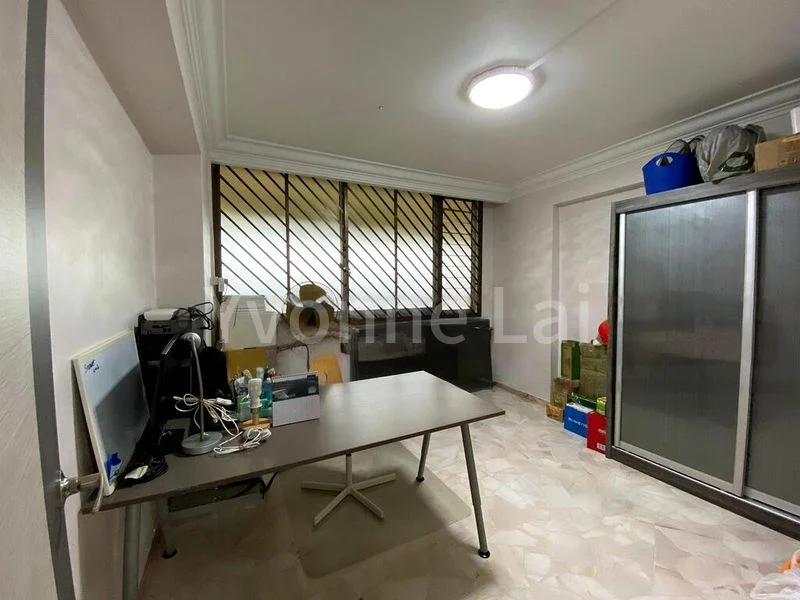 Room (HDB) for Rent in  403 Serangoon Avenue 1 - Image 1