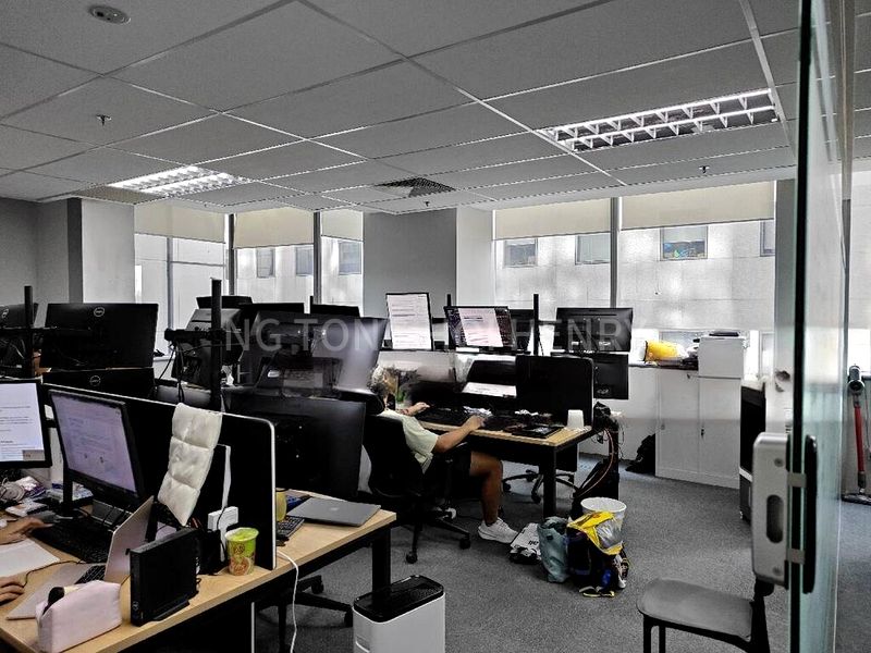 Office for Rent: Royal Building (formerly One Philip Street) - Image 8