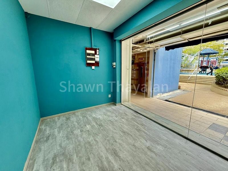 Shop / Shophouse for Rent: 31 Holland Close - Image 12