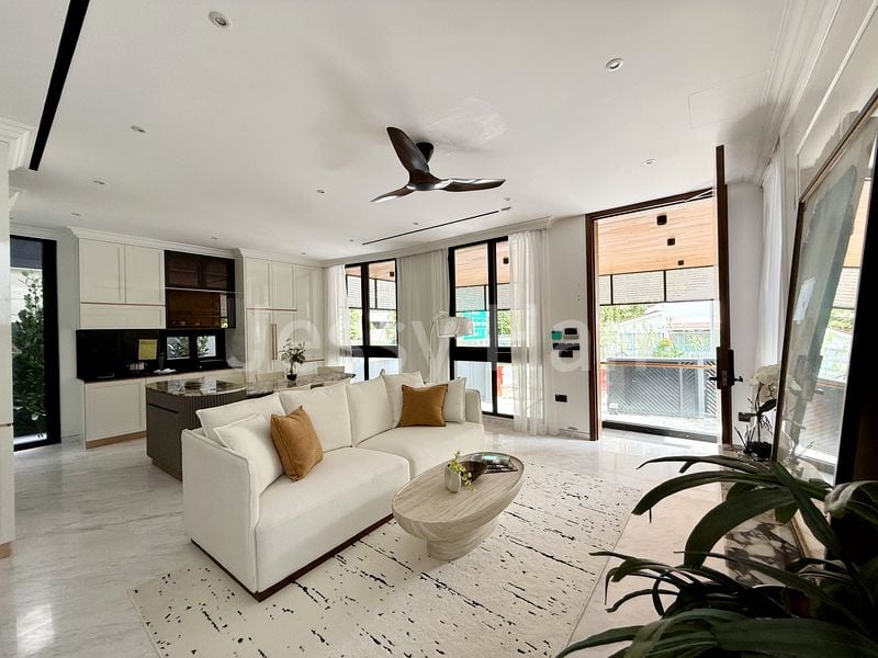 6 Bed Corner Terrace (Landed) for Sale in  E!Hub @ Downtown East - Image 2