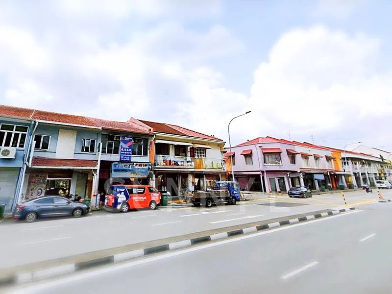 Shop / Shophouse for Rent: Prime L1 Showroom Retail Space on MacPherson Road - Image 1