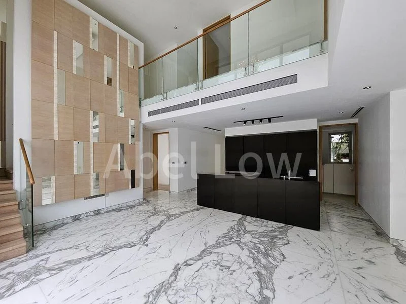 4 Bed Condo for Rent in White House Residences - Image 4