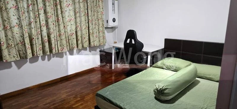 Common Room (HDB) for Rent in  12 North Bridge Road - Image 4