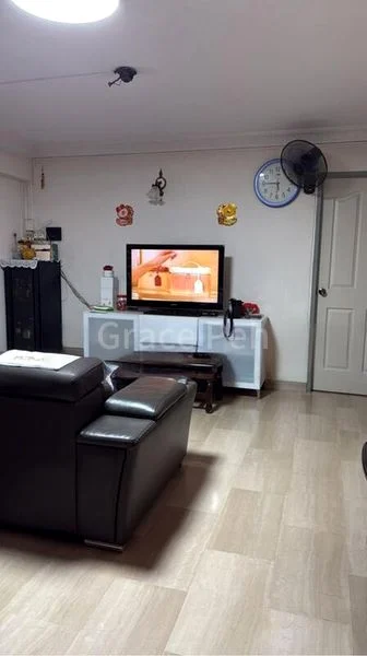 Common Room (HDB) for Rent in  209 Yishun Street 21 - Image 2