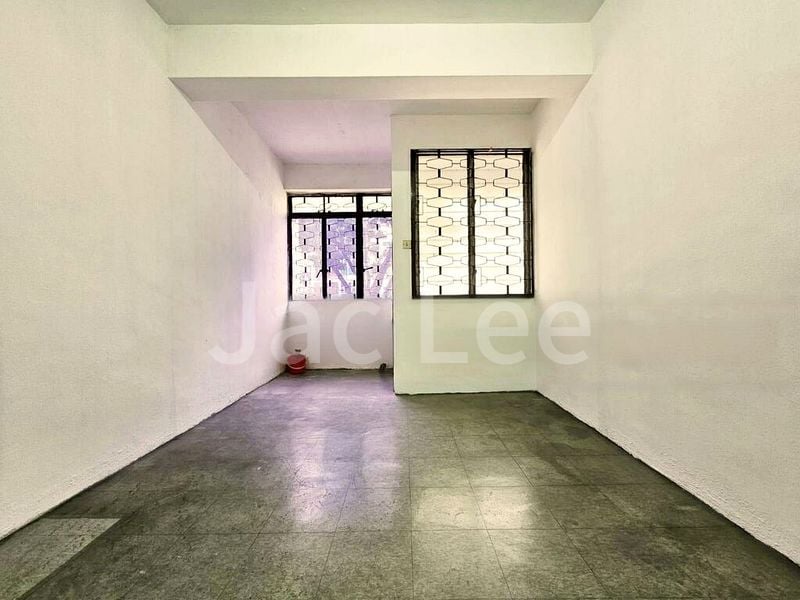 4 Bed Walk-up Apartment (Condo) for Sale in  1019 Upper Serangoon Road - Image 3