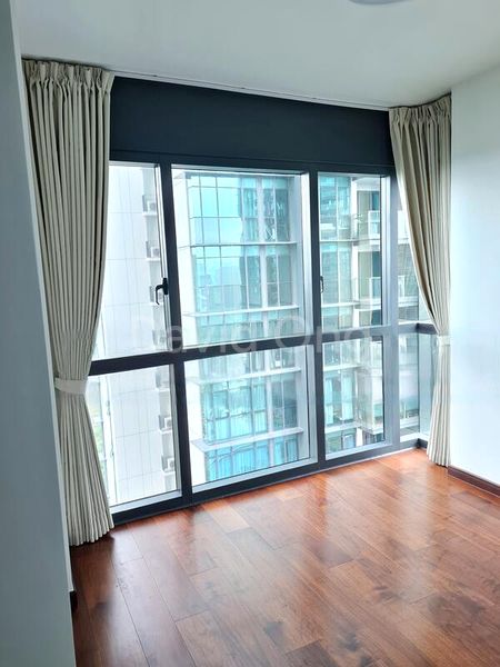 3 Bed Condo for Sale in  Normanton Park - Image 4