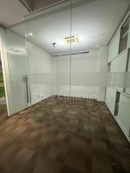 Light Industrial (B1) for Rent: Midview City - Image 3