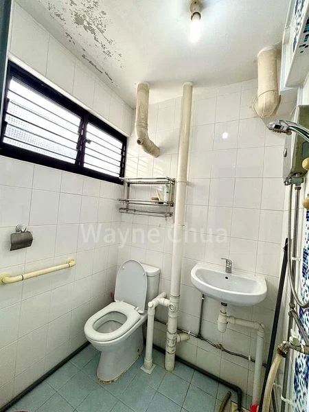 Common Room (HDB) for Rent in 405 Hougang Avenue 10 - Image 5
