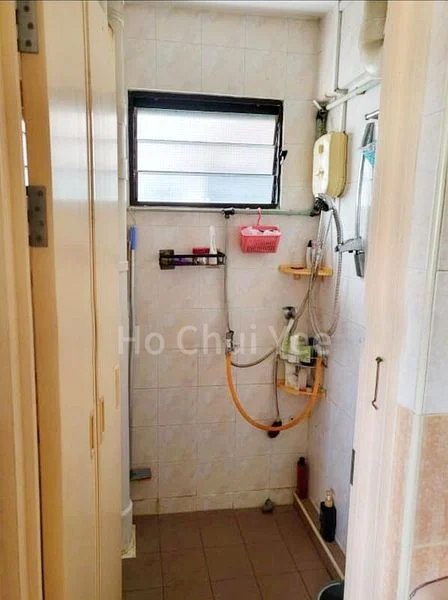 Common Room (HDB) for Rent in  129 Bukit Merah View - Image 2