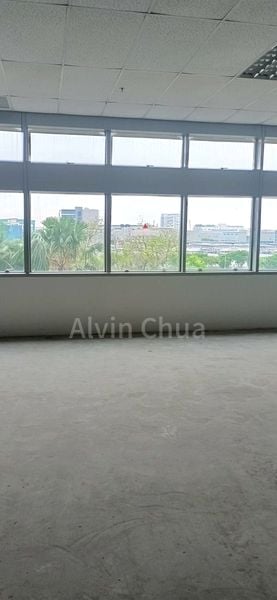 Light Industrial (B1) for Rent: Corporation Place - Image 6