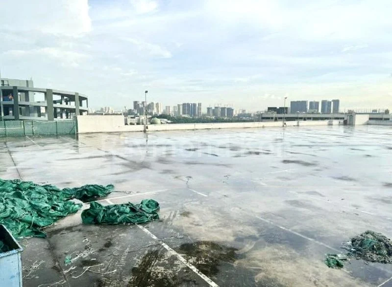 Warehouse for Rent: Toh Guan Road East - Image 1