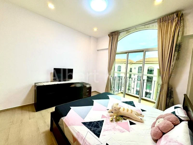 3 Bed Condo for Rent in  Estella Gardens - Image 9