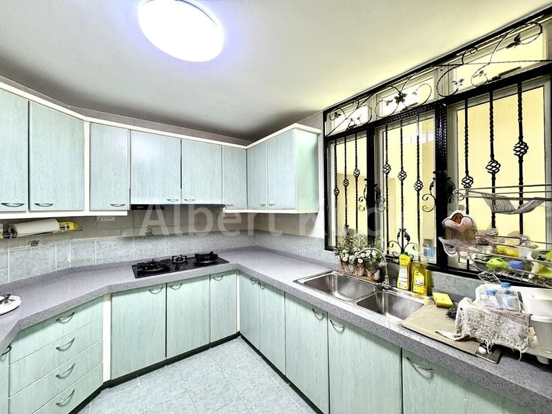 3 Bed Condo for Rent in  Estella Gardens - Image 17