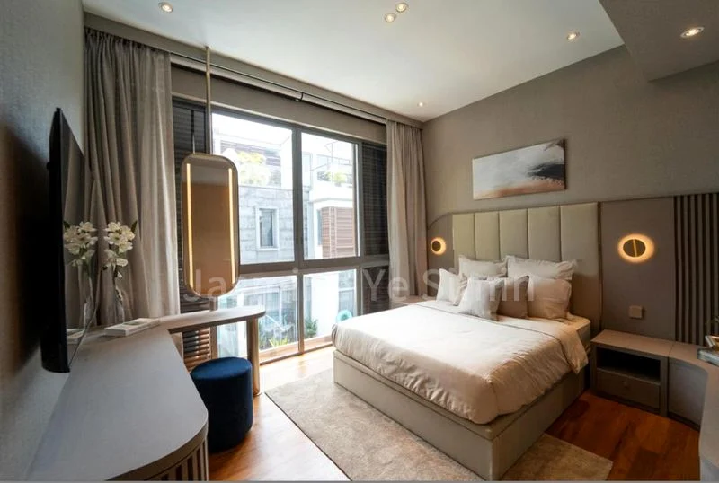 5 Bed Cluster House (Landed) for Sale in  Greenwood Mews - Image 11