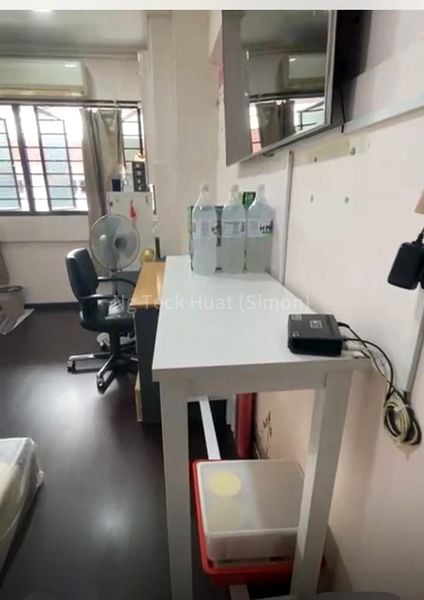 Master Room (HDB) for Rent in 281 Bukit Batok East Avenue 3 - Image 7