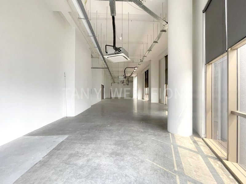 Light Industrial (B1) for Rent: OC @ Pasir Panjang - Image 2