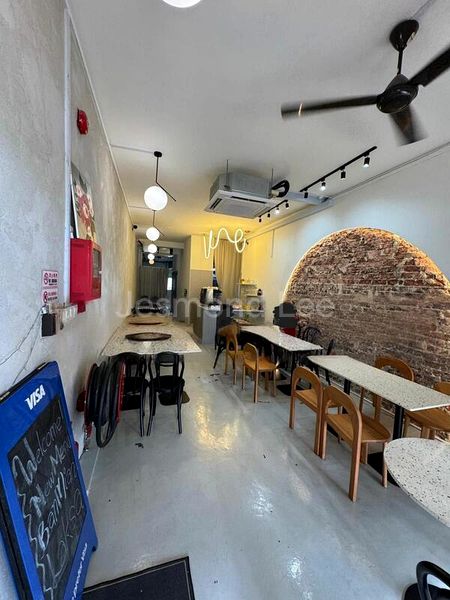 Shop / Shophouse for Rent: 2.5-Storey F&B Shophouse on Kampong Bahru Road - Image 7