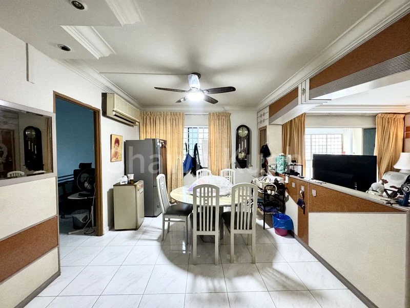 Master Room (HDB) for Rent in  8 Kim Tian Place - Image 5