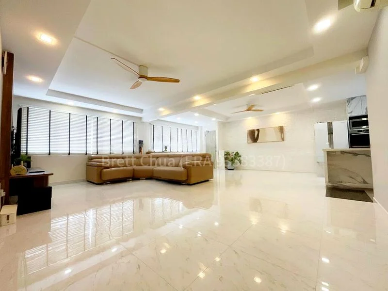 5 Room (5I) HDB for Rent in 144 Bishan Street 12 - Image 2