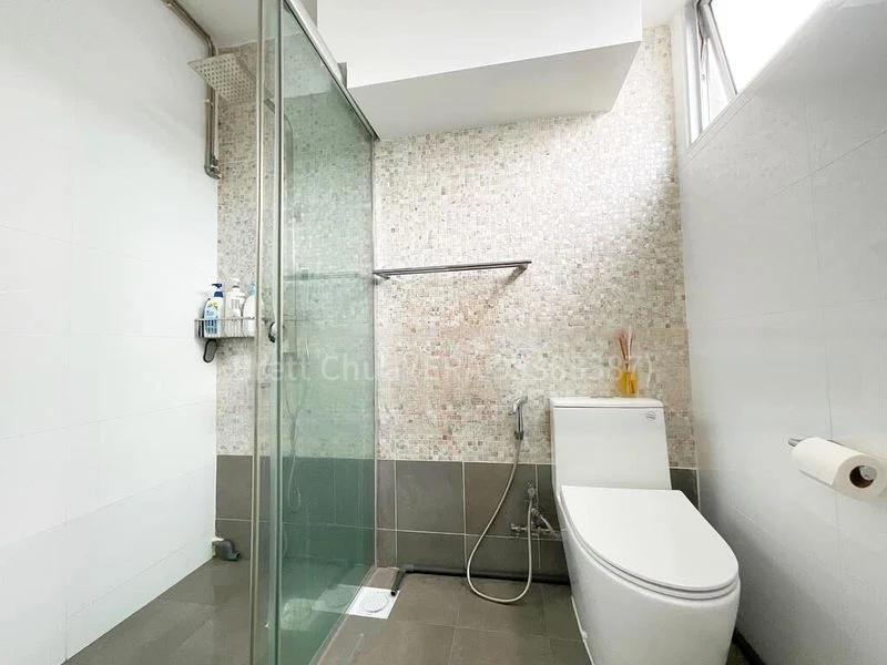 5 Room (5I) HDB for Rent in 144 Bishan Street 12 - Image 9