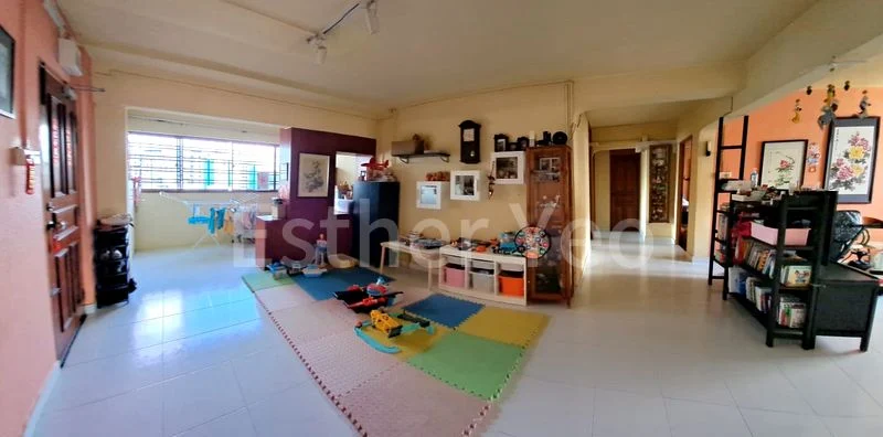 5 Room (5I) HDB for Sale in  311 Jurong East Street 32 - Image 2