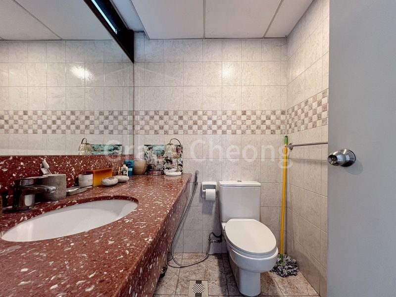 2 Bed Apartment (Condo) for Rent in UE Square - Image 13